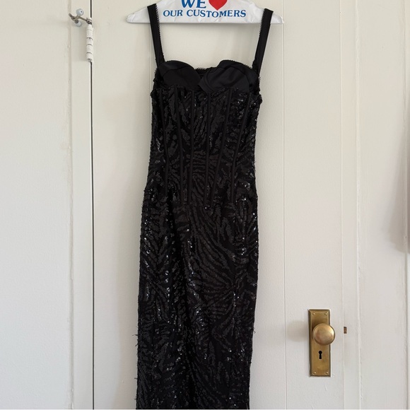 Oh Polly Black Sequin Midi Dress - Picture 5 of 5